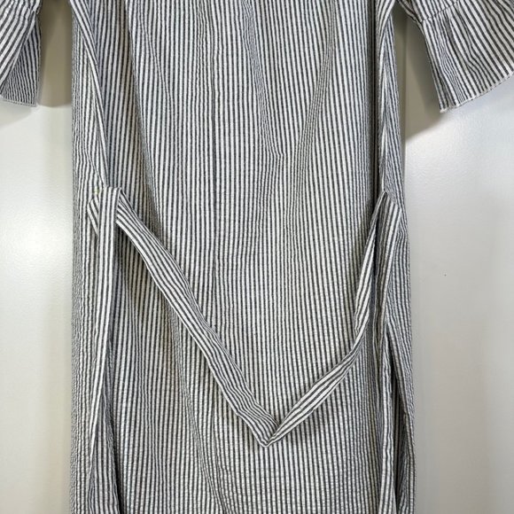 Off Shoulder Pinstripes Gray & White Dress - Large - Picture 8 of 8
